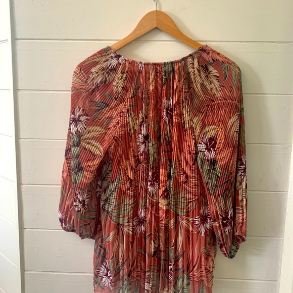 Witchery pleated v neck blouse - Picture 7 of 11